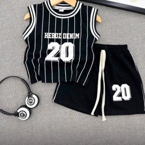 Boy's short and sleeveless